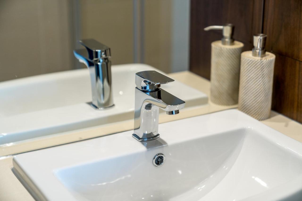 Luxurious Spacious 2Bed Suites Skyline River Views By Canary Wharf London Exterior photo